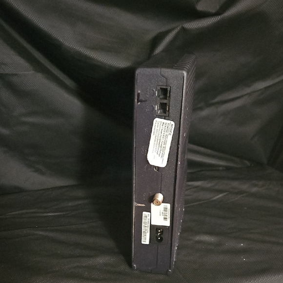 High-Performance Black Networking Modem - Picture 3 of 4